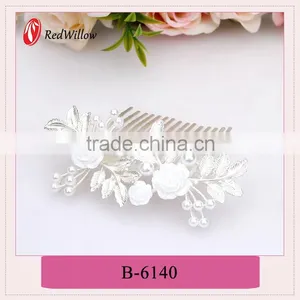 Wholesale Products China White Rhinestone Hair Claws,alloy Pearl Hair Claws,beautiful Hair Claw thumbnail-1