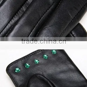 Hot Good Crystal Gloves Leather Handmade Crystal Gloves thumbnail-6