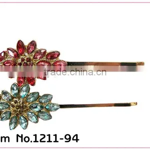Fashion Flower Hair Pin With Crystal thumbnail-1