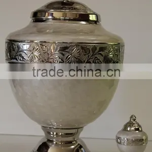 Brass Funeral Urns thumbnail-1