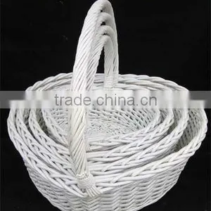 Heart Shaped Willow Basket thumbnail-1