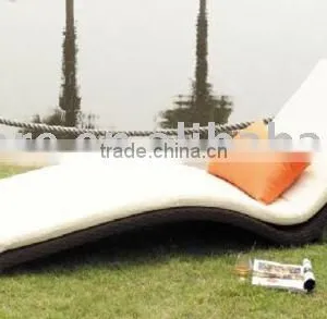 Rattan Lounge Bed AK3044 thumbnail-1