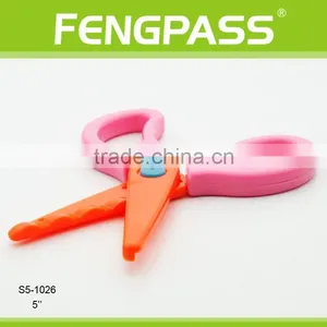 S5-1026 5 Inch Plastic Blades Baby Cutting Scissors thumbnail-4
