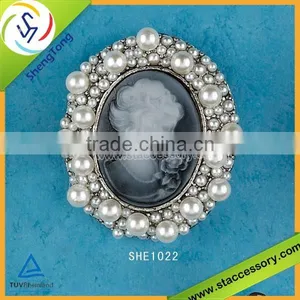 Hot Sale High Quality Cameo Brooch thumbnail-1