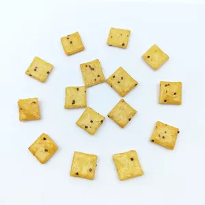 Healthy Non-fried Savory Chili Rice Cracker Squares BRC Halal Certified for Private Label OEM Service thumbnail-2