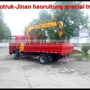 YUANYI Brand Howo Light Truck With Crane SQ3.2SK1Q TELESCOPIC CRANE thumbnail-1