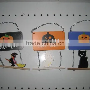 Wooden Decoration for Halloween thumbnail-1