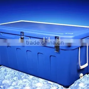 Plastic Chilly Bins & Coolers / Freezers Camping Storage Containers thumbnail-2
