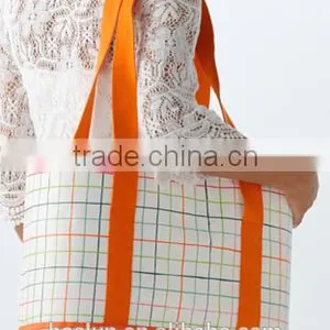 The Factory Mainly Engaged in Various Types of Casual Fashion Handbags Cooler Bag Shoulder Bag thumbnail-4