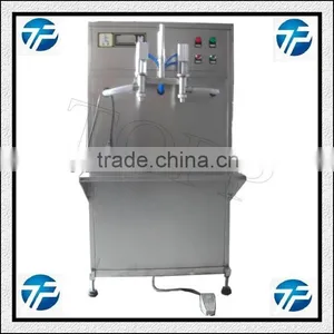 Semi-automatic Oil Filling|Packing Machine thumbnail-1