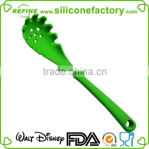 High Quality Heat Resistant Silicone Spaghetti Server, Silicone Pasta Spoon, Silicone Pasta Fork thumbnail-1