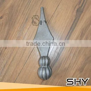 China Manufacturers Ornamental Iron Spear Head, Forged Spear Head for Iron Fence,Gate,Stairs thumbnail-1