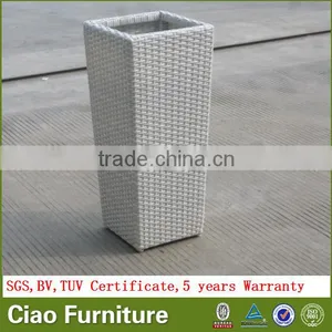 Outdoor Cheap Plastic Flower Pots Wholesale Rattan Planter Pot thumbnail-4