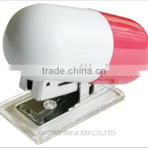 Item No.: STA4165 Mini Stapler / Plastic Stapler / Office Stapler thumbnail-1