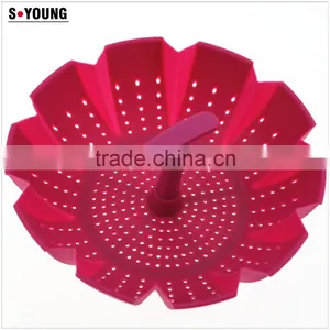 11002 Silicone Foldable Vegetable Steamer Filter thumbnail-2