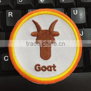 2017 Cheap Personalized Custom Design Iron on Embroidery Patches for Clothing thumbnail-1
