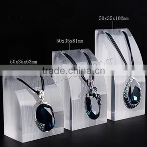 New Model Necklace Chain Necklace Wholesale Organic Glass Necklace thumbnail-3