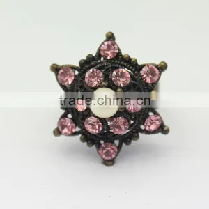 Make Fashion Jewelry Rings Ancient Style Rings Shiny Diamond Pearl Rings thumbnail-4