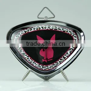 Retro Digital Table Top Decorative Triangle-shaped Metal Alarm Clock thumbnail-2