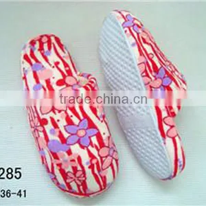 Flower Design Upper Warm Cotton Ladies Inddor Bathroon Slipper Girls Indoor 2014 Soft Slipper Shoes thumbnail-1
