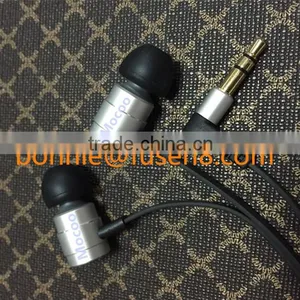 Metal Earphone in Good Quality thumbnail-5