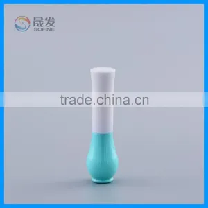 Empty Plastic Liquid Eyeliner Container thumbnail-1