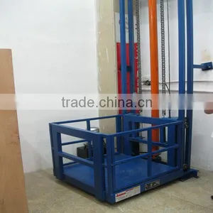 Mini Tower Crane thumbnail-1