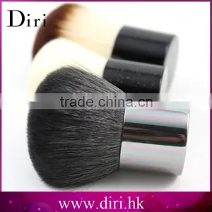 1pc Round Powder Makeup Brush Kabuki Makeup Brush With Light Black Handle thumbnail-2