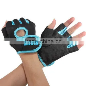Best Quality Weight Lifting Gloves Fitness Gym Men Women thumbnail-3
