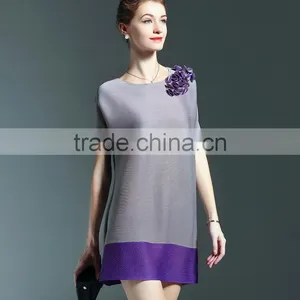 Fat mm Women Foreign Trade Large Size Plicated Dress With 3d Flower thumbnail-3