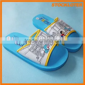 Popular Kids Slippers With Retail Hanger Stock thumbnail-5