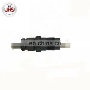 High Quality Auto Engine Parts Car Diesel Injector Nozzle for Hilux 2L 3L OEM 23600-59105 thumbnail-4