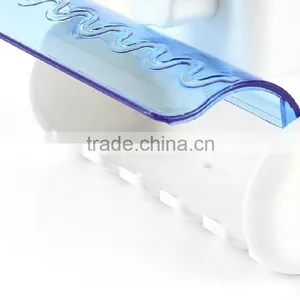 Hot Sale Wall Mount Vacuum Chuck Suction Cup Toothbrush Holders With Covers thumbnail-5