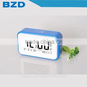 New Design Promotion Item Smart Multi-functional Digital Electric Three Alarms Setting Talking LCD Desk Clock thumbnail-1