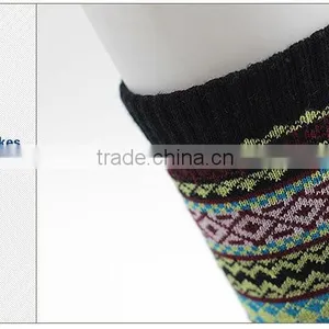 Hot Sale, Best Price! Custom Bamboo Color Thin Stripe Sport Socks for Men thumbnail-4