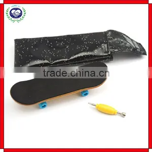 High Quality Bearing Wheels Custom Mini Wood Fingerboard thumbnail-2