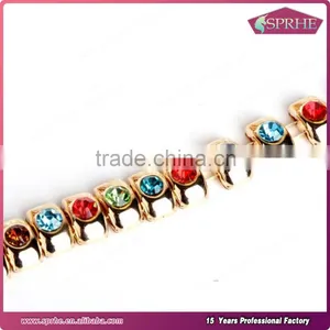 Gold Rhinestone Cup Chain thumbnail-4