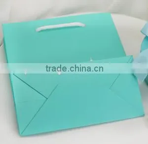 Customized Blue Paper Shopping Bag With Gold Logo Print thumbnail-6