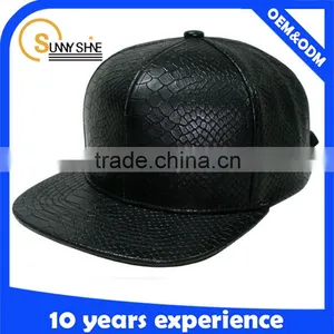 Wholesale Custom-made Leather 6 Panel Plain Snapback Cap thumbnail-1