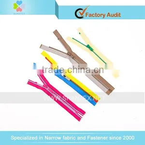 No.3 Plastic Zipper thumbnail-1
