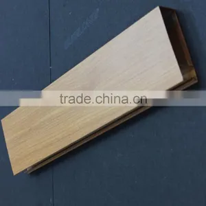 Non-flammable Suspended Metal Ceiling Panel Wood Grain Aluminum Square Tube Screen Ceiling thumbnail-1