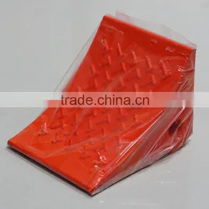 NWH-WC07 Wholesales Truck Stopper Wheel Chock for Mining Trucks thumbnail-6
