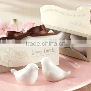 Ceramic Salt and Pepper Shaker thumbnail-1