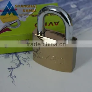 Gold-Plated Padlock and Key thumbnail-1
