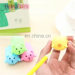 2018 Cute Korean Stationery Candy Color Bear Plastic Pencil Sharpener for School Students Kids Manual Pencil Sharpener thumbnail-5