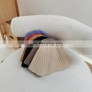 Japanese Niche Knitting Bucket Hat Female Solid Color Casual Wild Fisherman Hat Korean Version of the Autumn and Winter thumbnail-2