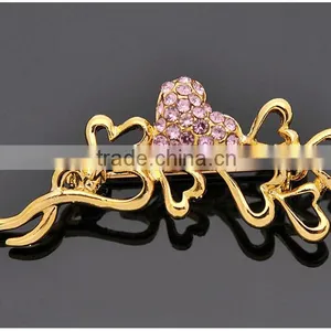 Elegant Crystal Diamond Peach Pin Brooch Gold-plated Fashion Scarf Buckle thumbnail-2