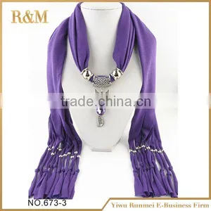 Newest Factory Sale Unique Design Fashion Scarf on Sale thumbnail-3