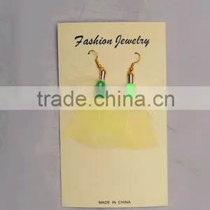 The Elegent Beautiful Feather Eardrop thumbnail-4