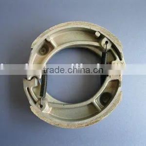 High Quality Motorcycle Brake Shoes CG125/150/200,AX100,CD70 thumbnail-1